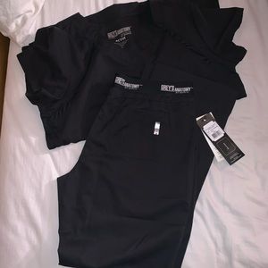 Black Grey’s Anatomy Active by Barco scrubs